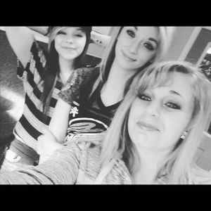 Meet your Posher, Abby